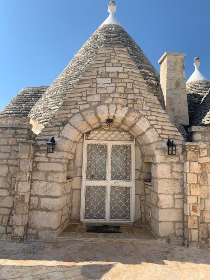 Bed and Breakfast Trulli Tesoro Чистернино Экстерьер фото