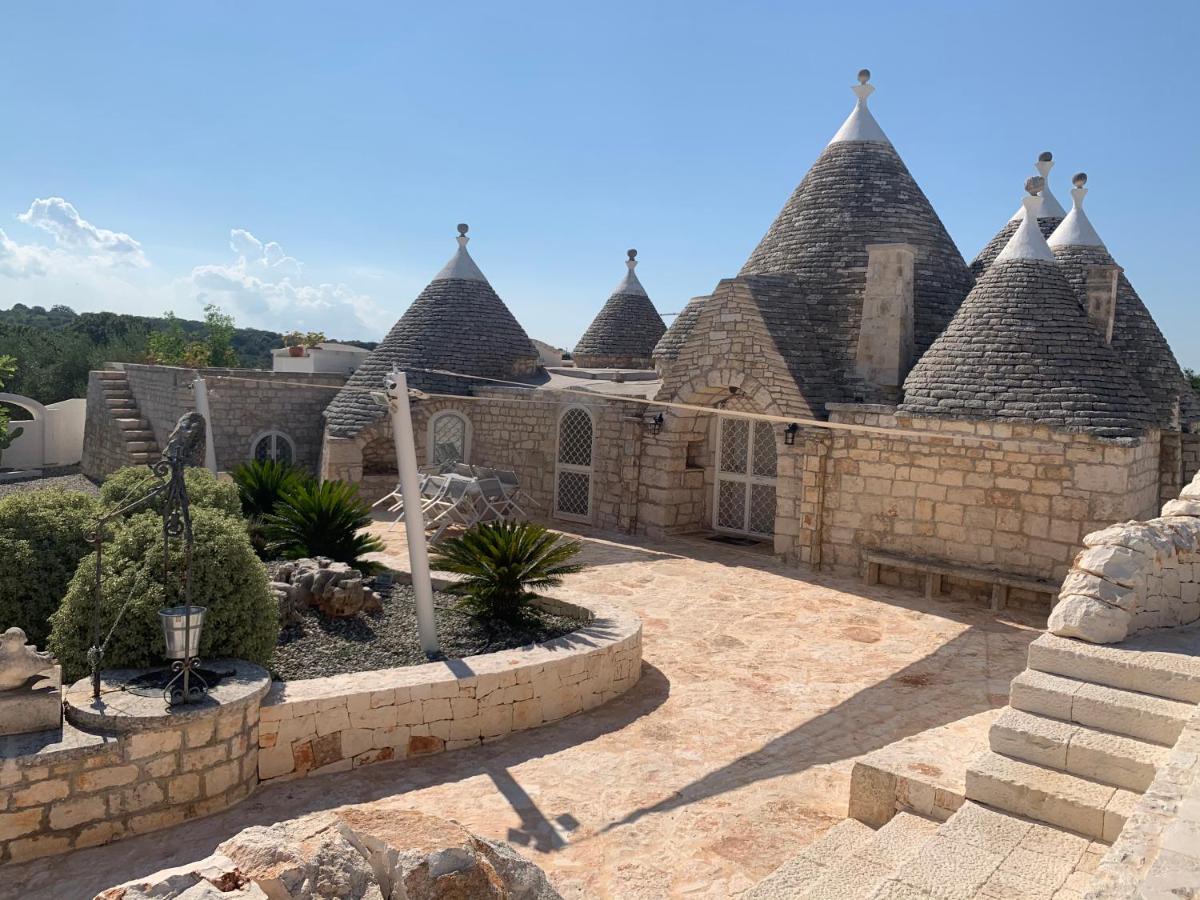 Bed and Breakfast Trulli Tesoro Чистернино Экстерьер фото